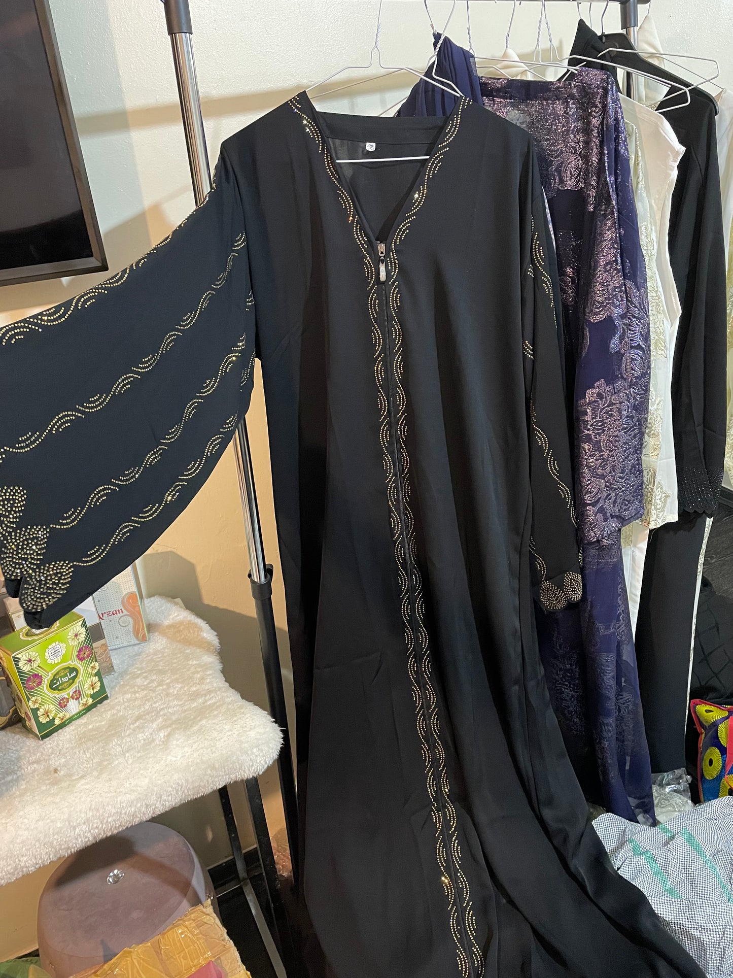 Abaya with a zipper